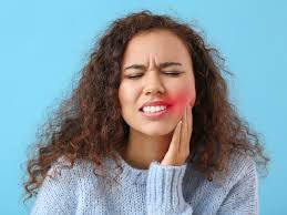 Porque meus dentes ficam sensíveis?