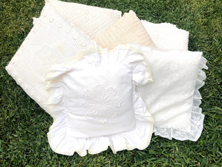 White Lacey Mix