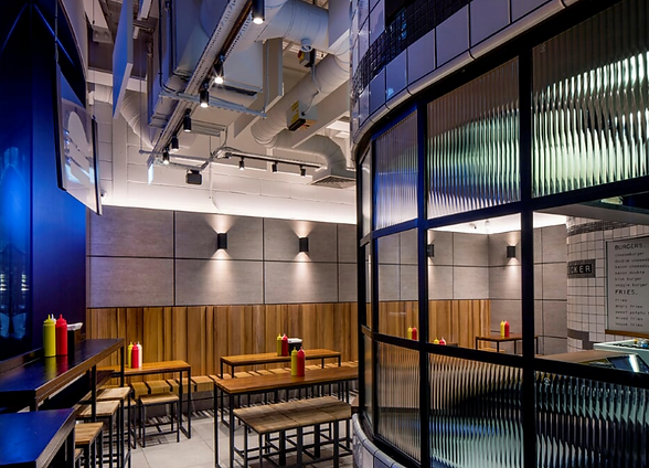 © Morley von Sternberg