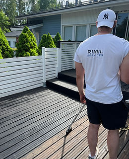 Terassin pesu ja puhdistus Uudellamaalla – Rimil Services