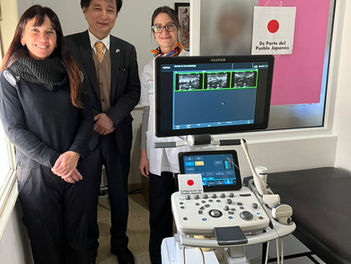 Embajada del Japón en Argentina: entrega formal de un ecógrafo al Servicio de neumotisiología del Centro de Vías Respiratorias de Tandil