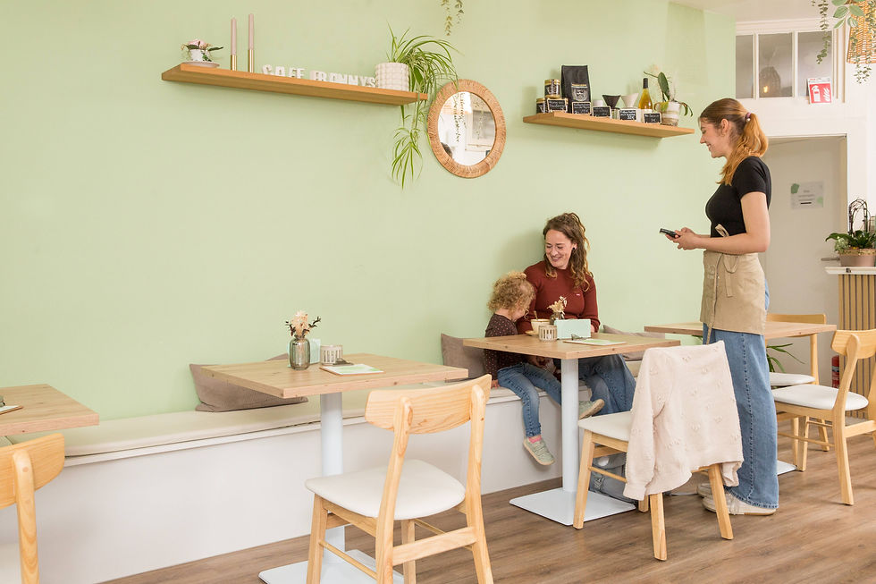 bilddaten-p-26-006-cafe-frannys_print_©sandra-jacques_20260609_0077-42-web.jpg