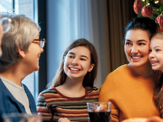 Practical Tips to Control Your Spending This Christmas