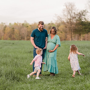 Spring-Family-MaternityPhotoshoot-Fredericksburg-Va-Amber-Chestnut-Photography101.jpg.jpg