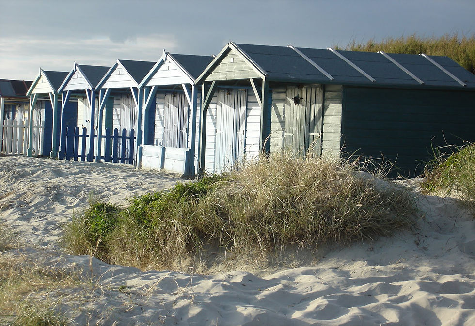 Beach Huts Canvas Print