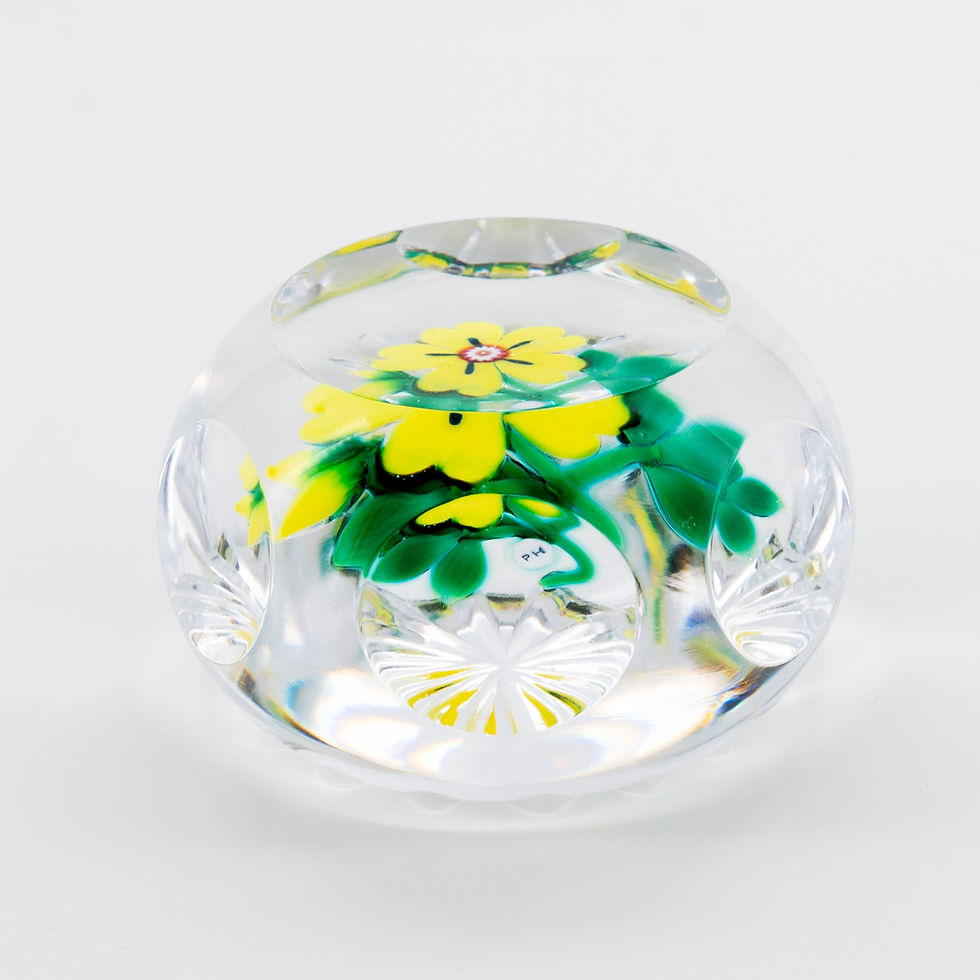 Thumbnail: Yellow flower faceted & starcut. Small traditional paperweight. 1/1