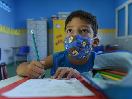 Mais 14 unidades escolares no ensino híbrido seguro esta semana