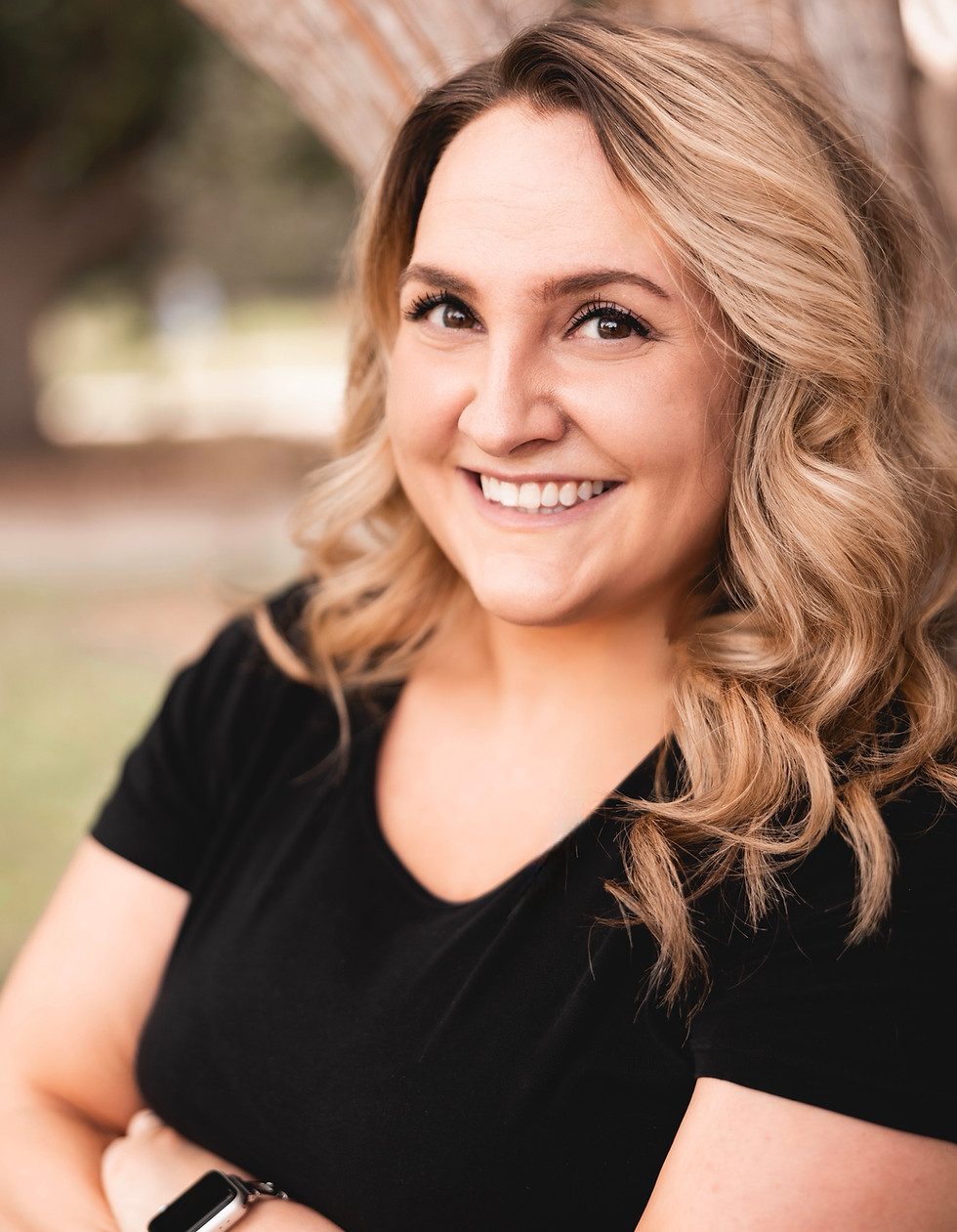 JacquiMarieThomas_Headshot.jpeg