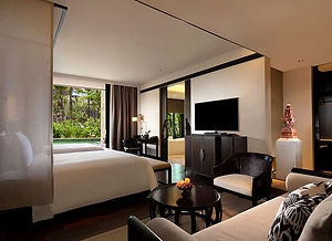grand-deluxe-lagoon-room.jpg