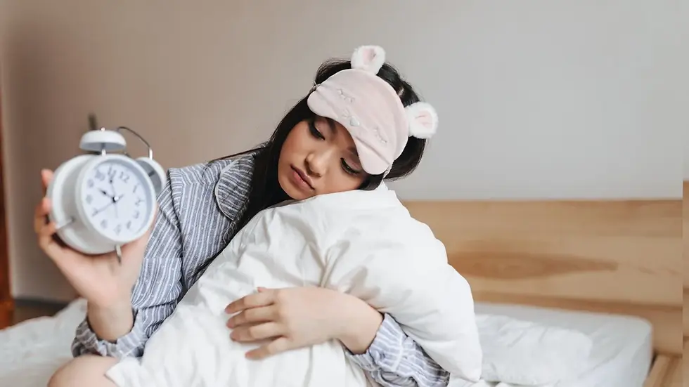 Cô gái thức giấc trong tình trạng mất ngủ, gây ảnh hưởng tới sinh hoạt và đời sống cá nhân