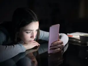 Trị liệu tâm lý có giúp kiểm soát nghiện mạng xã hội không?