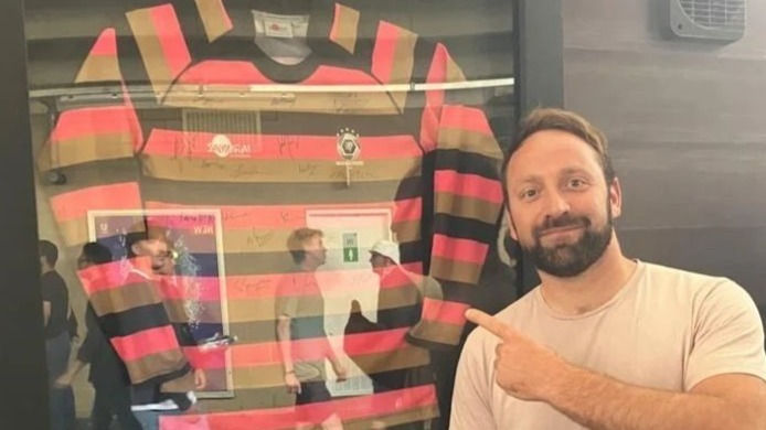 PLAYER SPONSORSHIP LAUNCHES TO SUPPORT DULWICH BUSINESSES