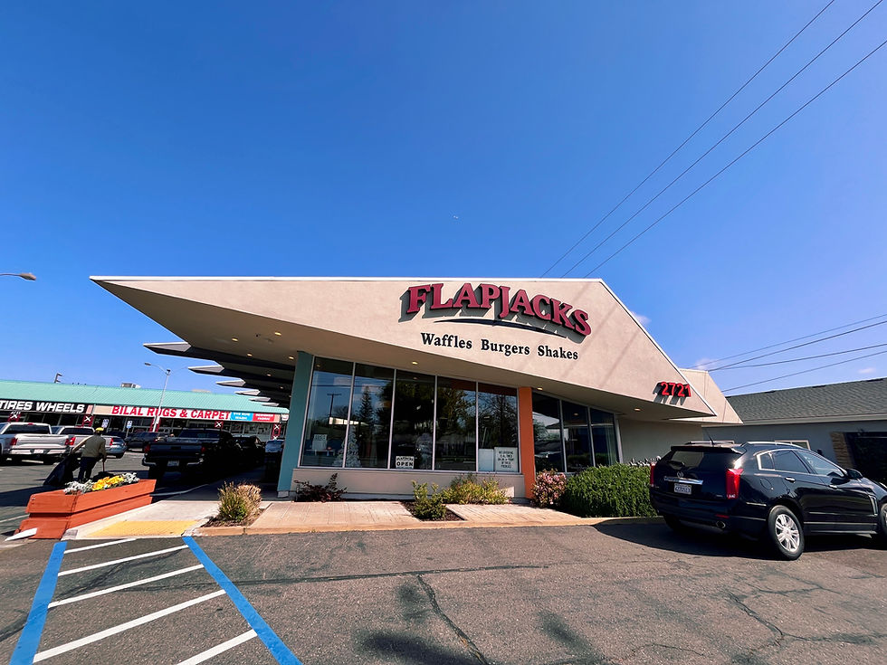 The triangular structure of FlapJacks Diner in Sacramento
