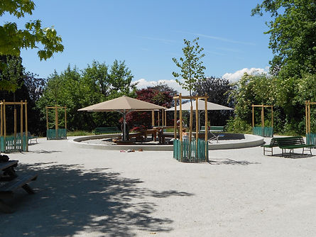 parc Valency 2016.JPG