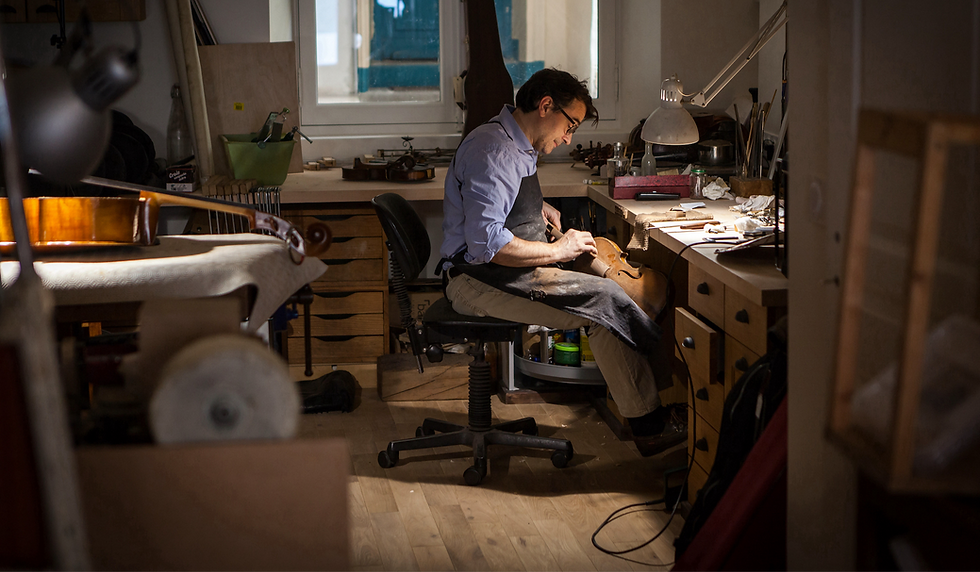 Artisans St Louis - GARNIER - marc o carion - 0-8_edited.png