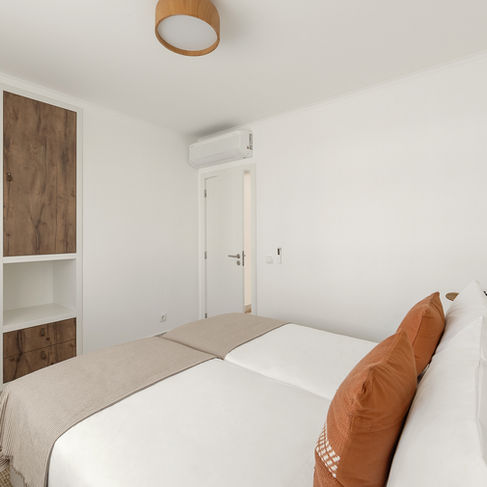 Roupeiro com home staging em Iberlagos