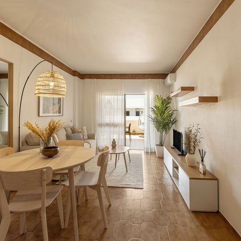 Sala com home staging em Iberlagos