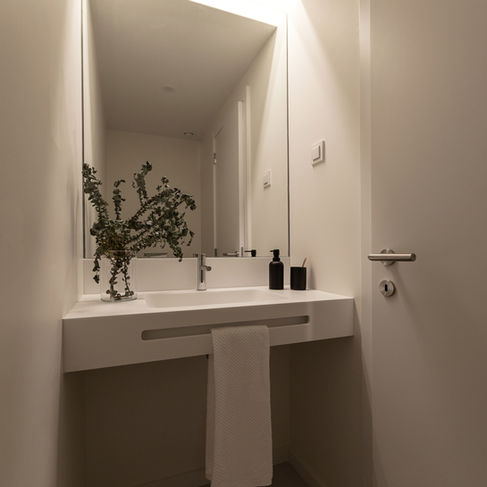 Casa de banho decorada e preparada com home staging