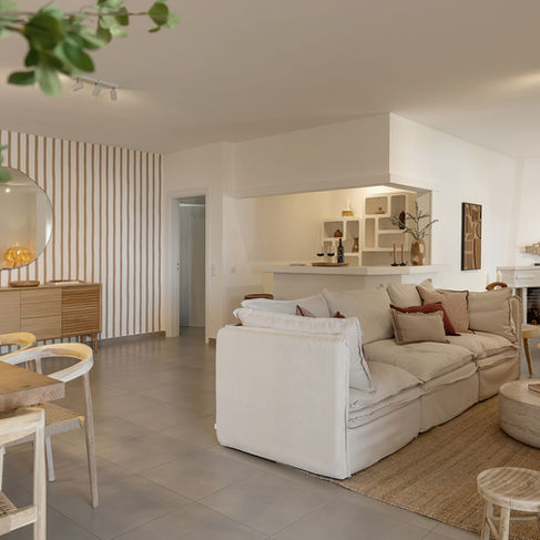 sala com home staging em Iberlagos