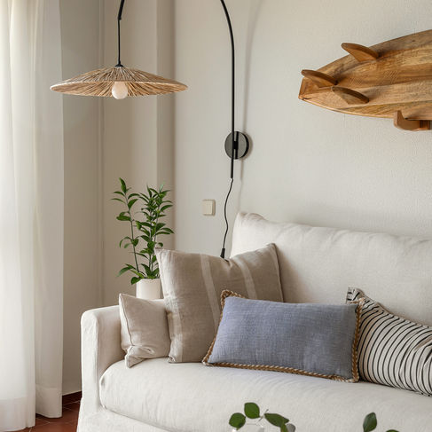 sala com home staging em Iberlagos