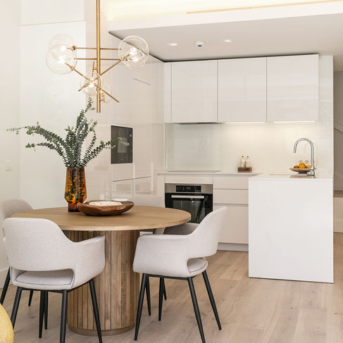 Zona de jantar com home staging em High Lapa