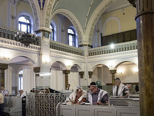 Lithuanian Jews Close Only Synagogue Due to Threats