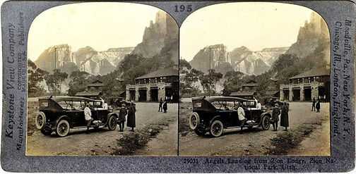 Utah Park CO. buses in front of Zion Canyon Lodge