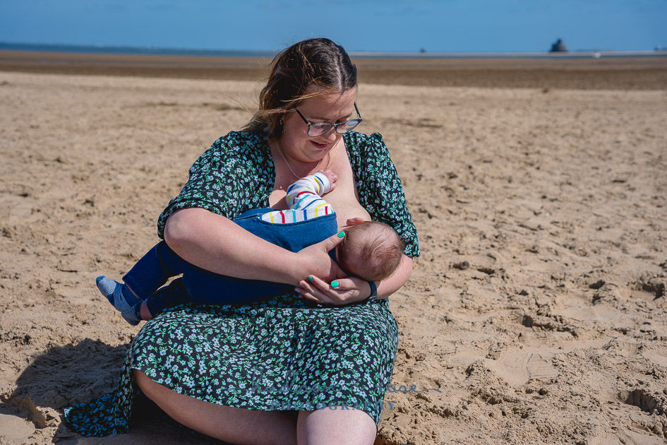 breastfeeding photographer, breastfeeding uk, photographer near me