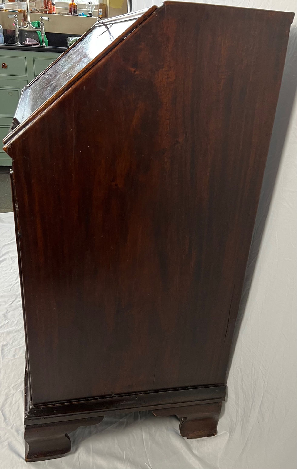 Thumbnail: Charles II walnut bureau