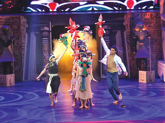 مهرجان المسرح المصري يكرِّم نجومه في دورته الـ 13