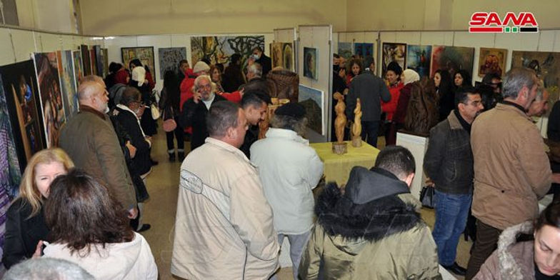 ضمن أيام الفن التشكيلي السوري معرض جماعي لفرع الفنانين التشكيليين باللاذقية