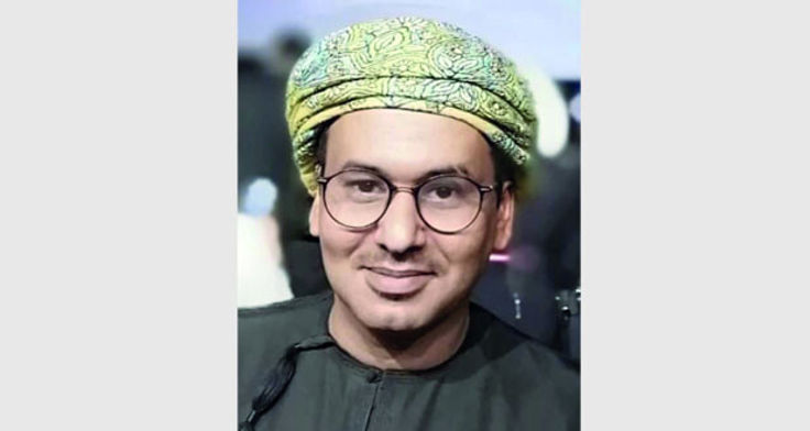 حلقة عمل تدريبية في صور حول الكتابة الروائية