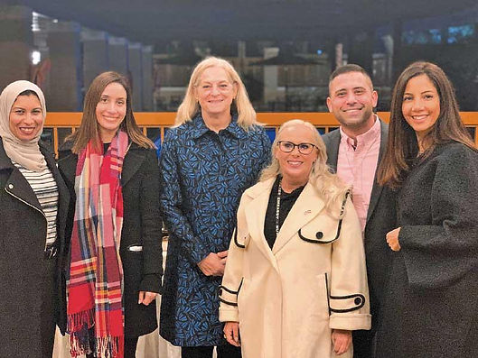 رومانوسكي تستضيف المبدعين بـ «الفن في السفارات»