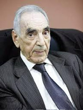 الساحة الثقافية العربية تودع الدكتور عبد الملك مرتاض بعد مسيرة حافلة بـ 60 مؤلفاً