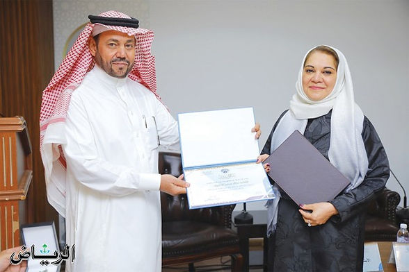 "أدبي جدة" يحتفي بالفائزين بجائرة القصة القصيرة