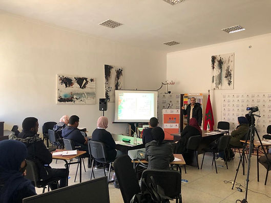 دار الشعر بمراكش تواصل في موسمها الخامس تنظيم ورشات الكتابة الشعرية للأطفال واليافعين والشباب