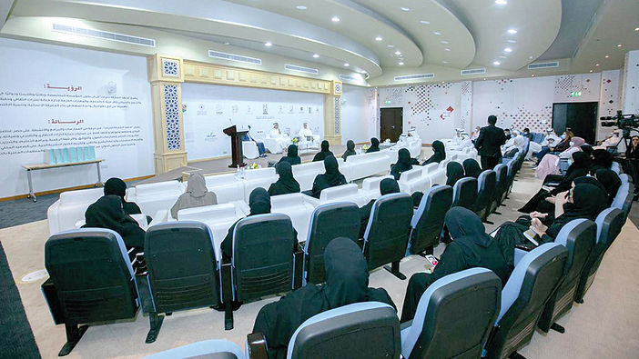 جلسة تعريفية بـ «الموسوعة الإماراتية للحرف والمهن التقليدية»