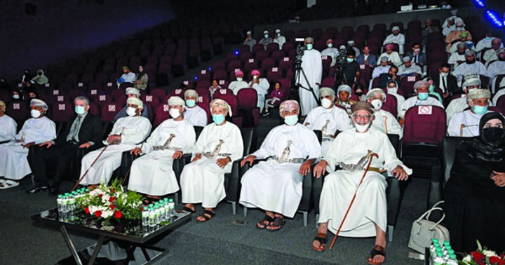 الكتاب والأدباء العمانية تكرم الفائزين بـ«الإبداع الثقافـي»