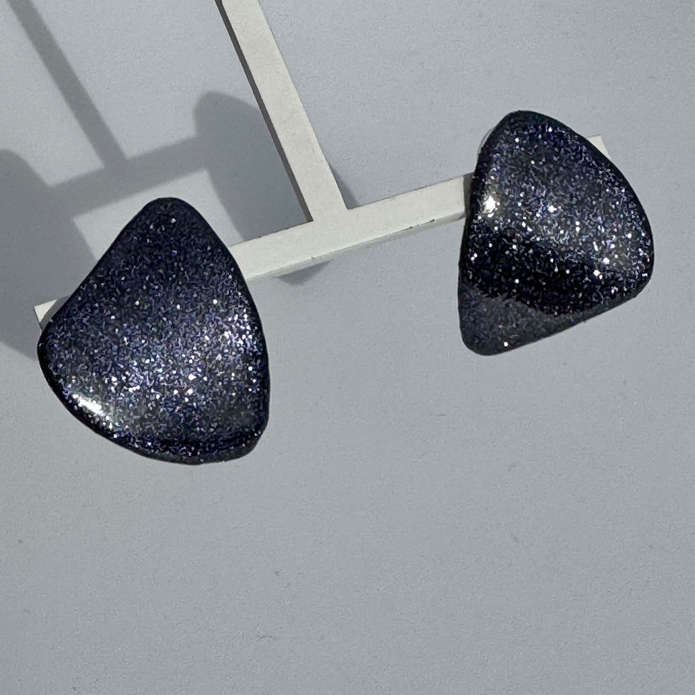Thumbnail: Simple Bended Glittery Triangle Earrings