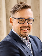 Artur_Trzebinski_(2021.09.22)_HI-RES-_S7_9670 (2).jpg