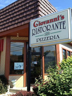 Giovanni's Pizza.jpg