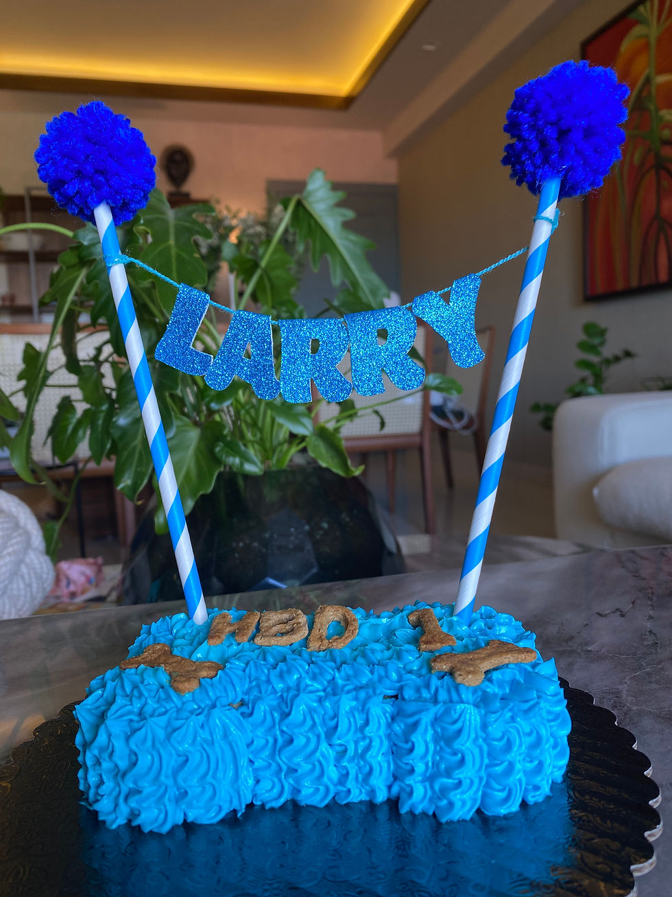 Miniatura: Pastel hueso pequeño 5”