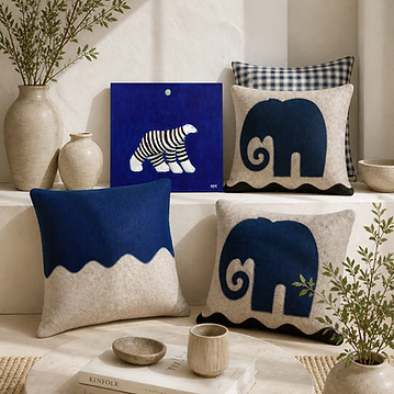 coussin by Haudeclaire de Montfort