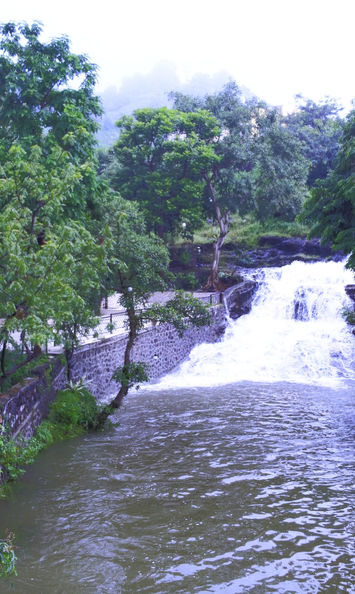 Hiranya Resort Waterfall