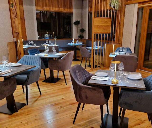 Première salle du Chalet des Moineaux