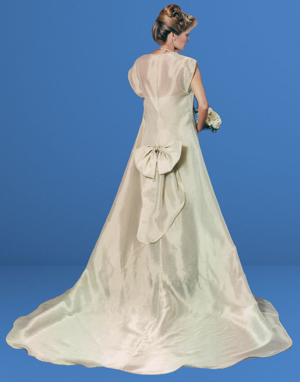 Thumbnail: Metallic Gold Silk Dress