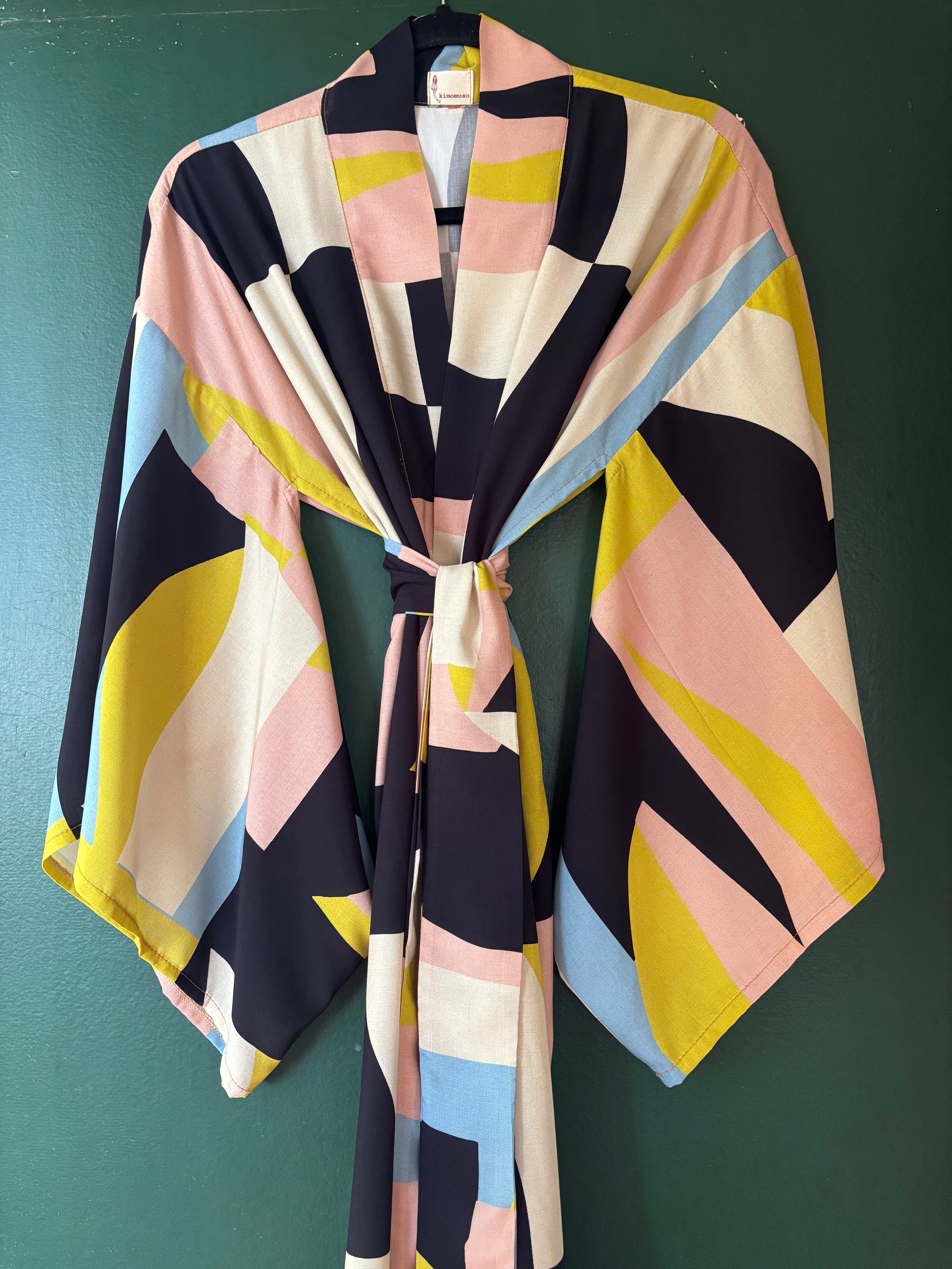 Kimono longo grafismos