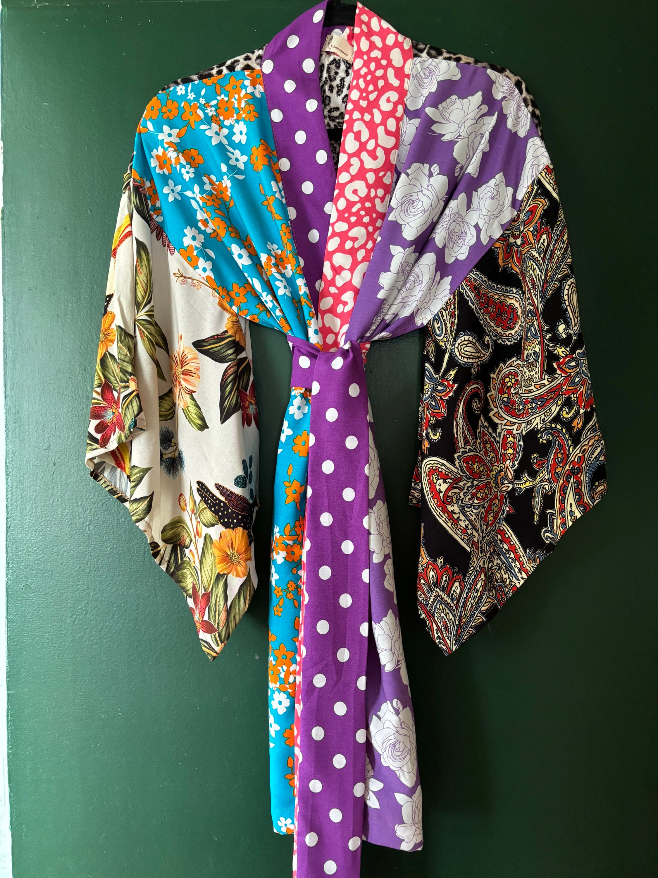 Kimono curto mix estampas 