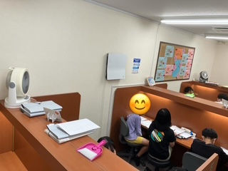 個別指導塾の授業中の様子