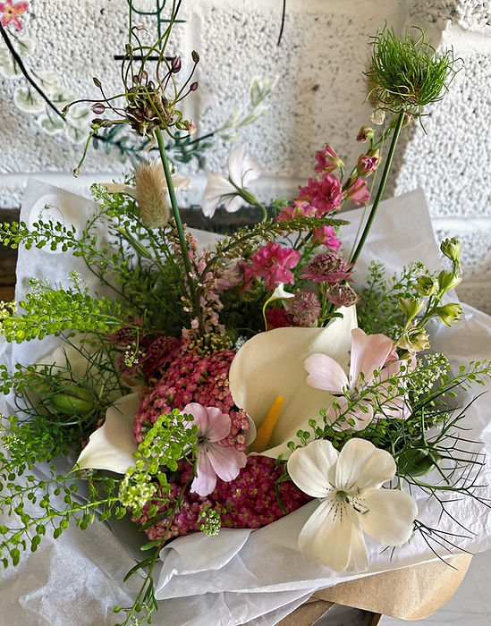 Page Green Flowers British seasonl flowers